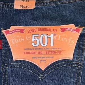NWT Button Fly, Straight Leg Levi’s Blue Jean